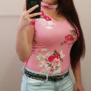 🆕️• Summer Floral Pink Bodysuit •